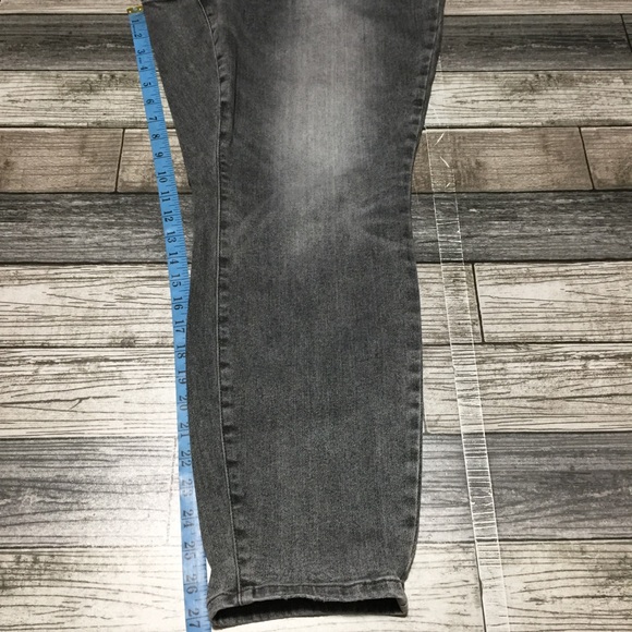 Judy Blue Slim Fit Jeans Women’s 18W Gray Denim Stretch (Inseam 27.5) - Picture 2 of 12